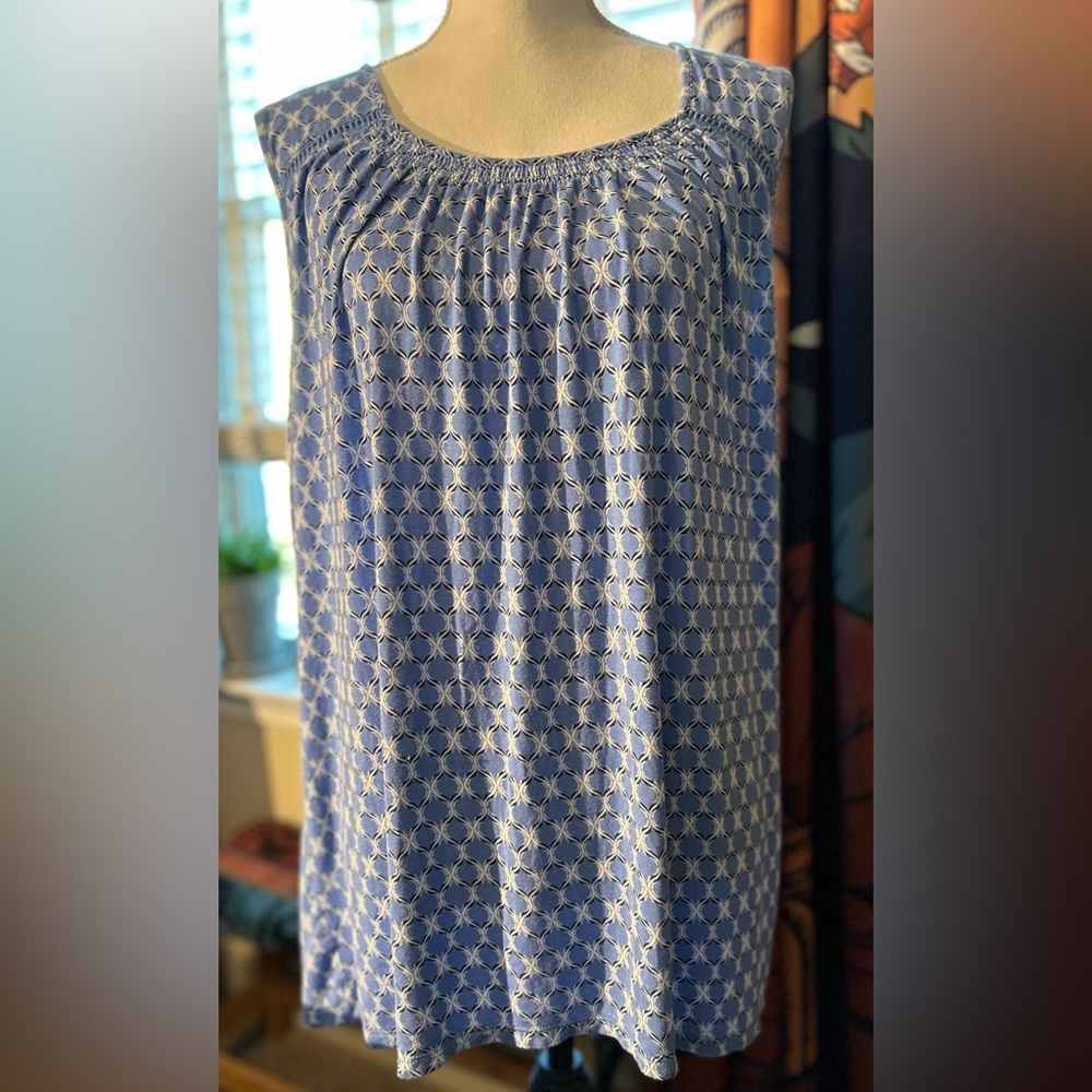 Ruched neckline sleeveless top